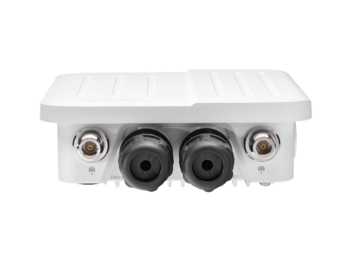 Cradlepoint W1855 5G + Netcloud 1 Rok Uk